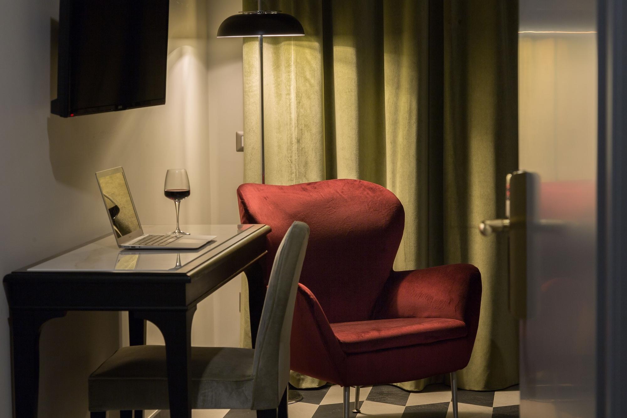 Otivm Hotel Roma Ngoại thất bức ảnh